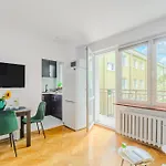 Shortstaypoland Jana Krysta B166 * Warszawa