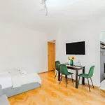 Shortstaypoland Jana Krysta B166 Warszawa